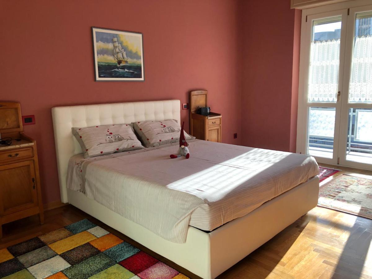 Apartament Attico Chez Renee Aosta Zewnętrze zdjęcie